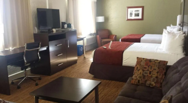 Семейный люкс Best Western Pony Soldier Inn & Suites