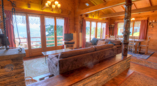 Chalet Clarine by Interhome, Prenota Chalet Hotel a Canton Vallese con parcheggio, Parcheggio