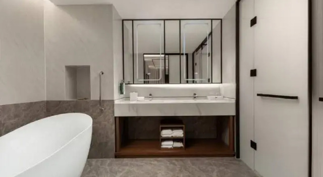 Hilton Garden Inn Xingyi Wanfenglin, Book Hotel Hotels in Qianxinan with Parking, Parking