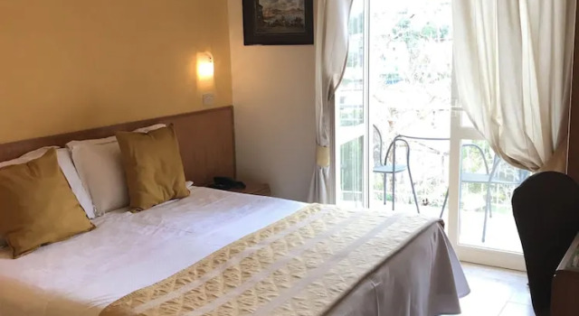 Двухместный номер Standard с балконом Hotel Villa Fernanda