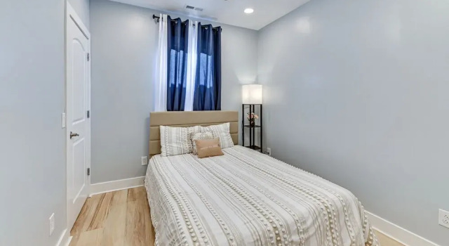 7 Mi to Louisville: Pet-friendly New Albany Home, Book Hotel New Albany Indiana