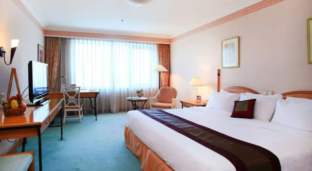 Club Double room Hanoi Daewoo Hotel