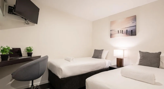 Люкс Deluxe с 2 комнатами Ascot Budget Inn & Residences