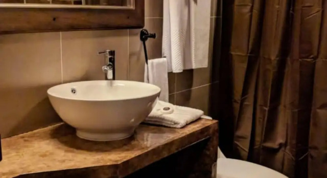 Четырёхместный номер Standard с балконом и с видом на город Hotel Posada de la Luna