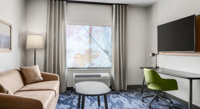 Люкс Fairfield Inn & Suites by Marriott Cape Girardeau