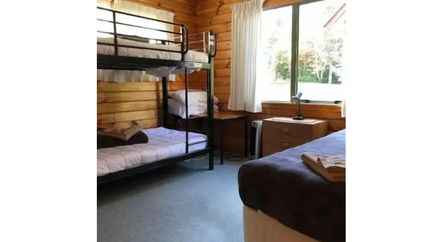 Forest Peak Motel