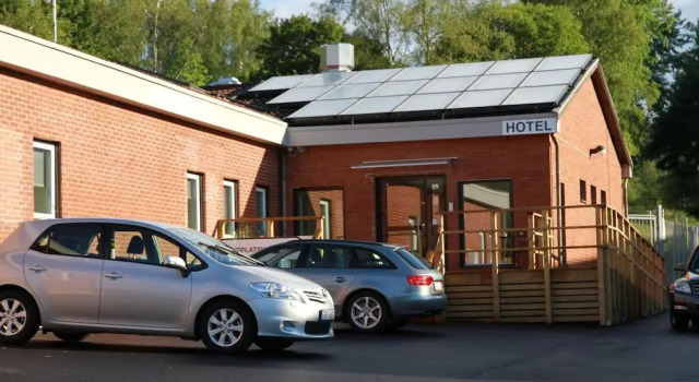 Flygplatshotellet, Book Hotel  