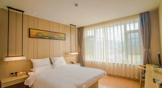 Starway Hotel Lijiang Ancient Town, Prenota Hotel Hotel a Lijiang con parcheggio, Parcheggio