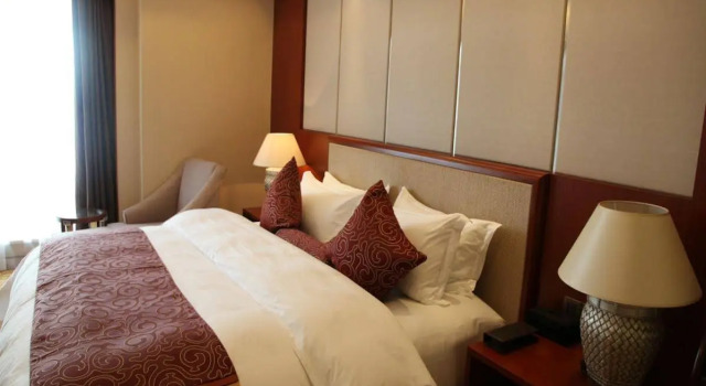 Chengdu Sinopec International Hotel, Book Hotel Hoteller i Qingyang med pool, Swimmingpool