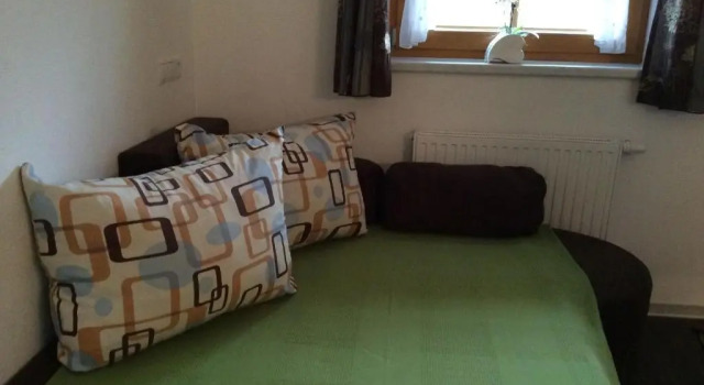 Ferienwohnung Rahm, Забронировать Отель Отели Швендау с парковкой, рядом с Хорбергбан, Парковка
