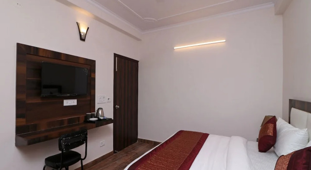 Hotel Sinon Suite, Забронировать Отель Отели Нью-Дели с завтраком, Завтраки