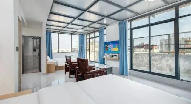 Люкс Business Qiaogang Family Homestay (Beihai Qiaogang Style Street Branch)