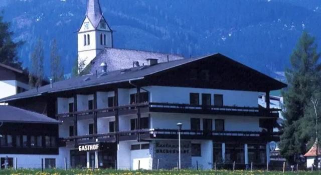 Gasthaus Brandlwirt, Rezerwuj Hotel Hotele w Salzburg z parkingiem, Parking