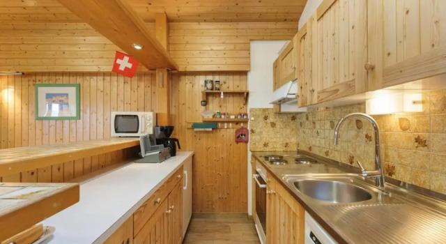 Апартаменты Centrally Placed ski in out Apartment Next to Lift