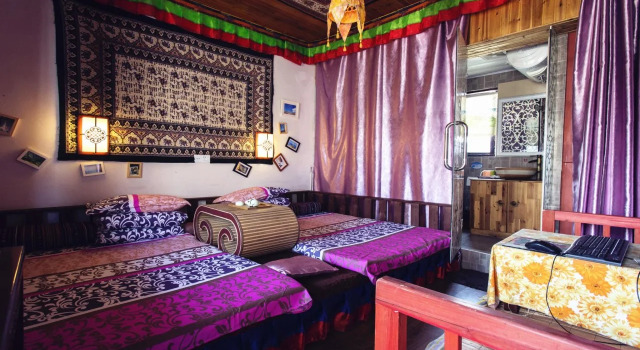 Flinstones Guest House, Rezervați Pensiune Jiaxing Zhejiang