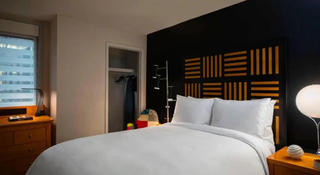 Номер Economy Renaissance Des Moines Savery Hotel