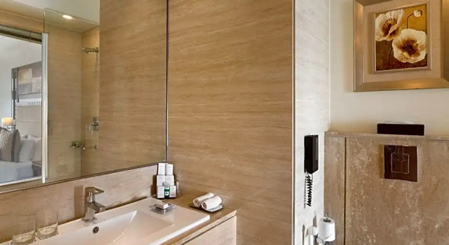 Номер Executive Ramada by Wyndham Gurgaon Central