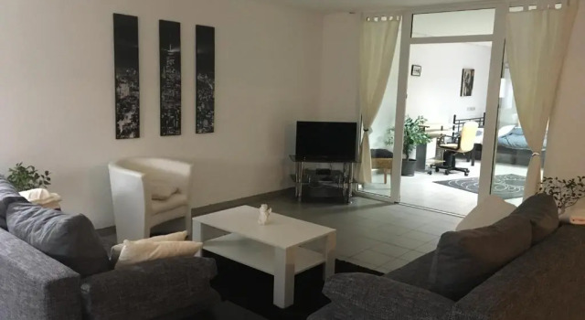 Апартаменты Neueingerichtete 106 qm Wohnung mit Smart TV
