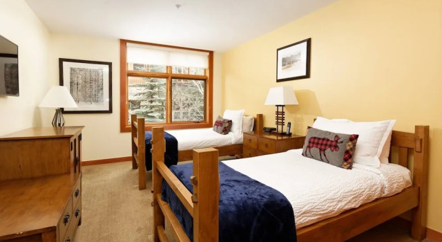 Capitol Peak Lodge by iTrip Aspen Snowmass