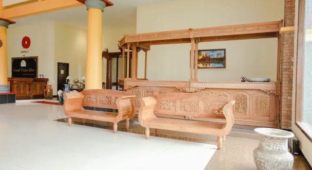 Capital O 893 Grand Pujon View Hotel