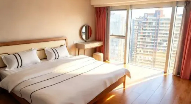 Люкс Luxury Zhongshan Qijiang River View Apartment Hotel (Xingzhong Square，Sun Wenxi Pedestrian Street)