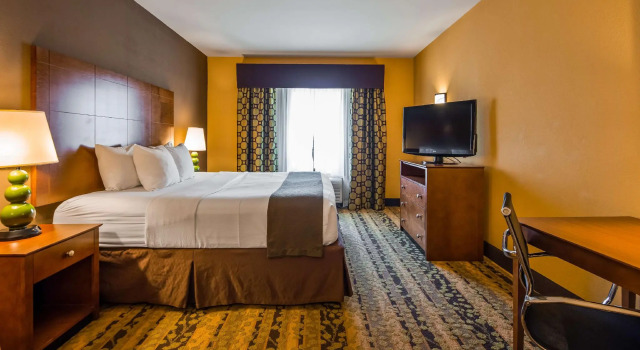 Номер Standard Best Western Plus Tupelo Inn & Suites
