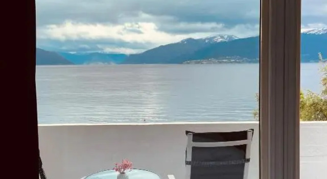 Двухместный номер Standard с видом на море Balestrand Hotel