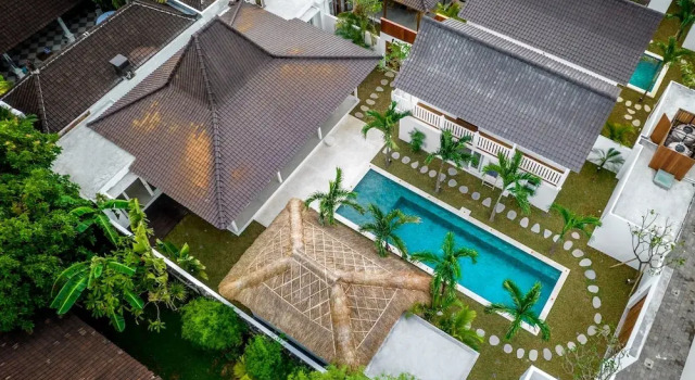 Villa Cyma by Alfred in Bali - New Peaceful 5 BR Villa in the Heart of Seminyak