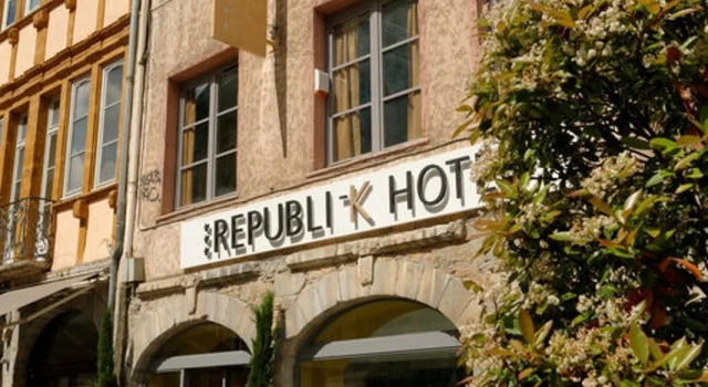 Republik Hôtel