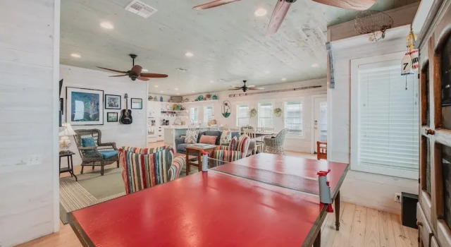 Коттедж Caney Creek Beach Club