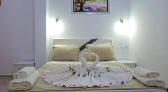 Четырёхместный номер Standard Дуплекс Hotel Chris