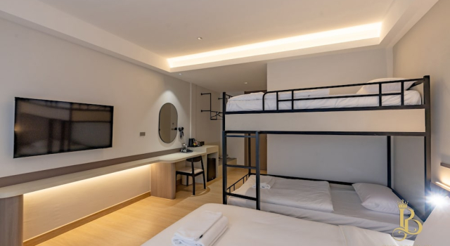 Номер Deluxe The Bentley Hotel
