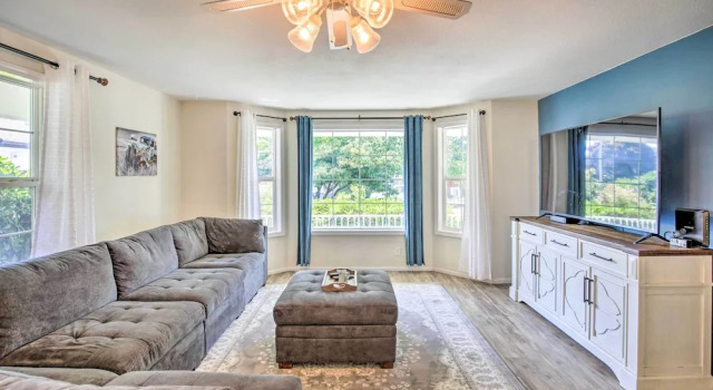 Коттедж Charming Eugene Home w/ Fire Pit: 8 Mi to UO!