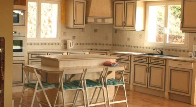 Cozy Villa in Roquebrun with Swimming Pool, Rezervasyon Villa Roquebrun Hérault