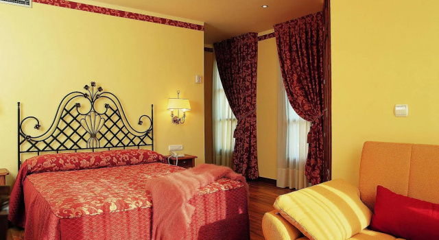 Palacio Azcárate Hotel, Buchen Sie Hotel Hotels in La Rioja mit Frühstück, Frühstück