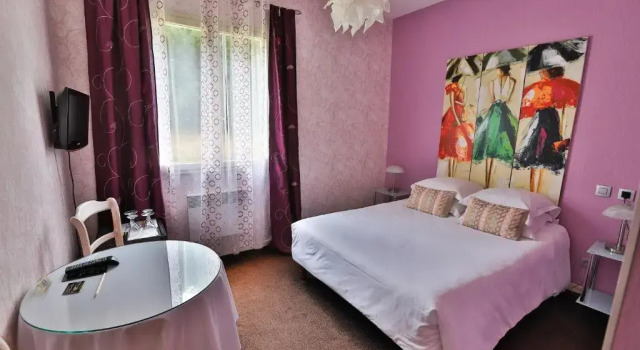 Двухместный номер Standard Logis Hotel Des Grands Vins