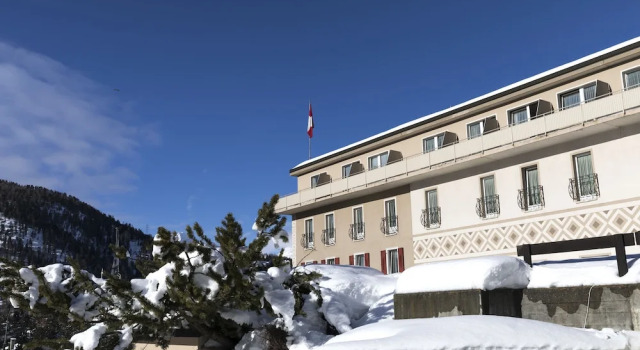 Hotel Bernina, Book Hotel Pontresina 