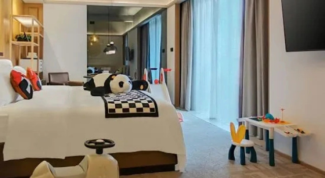 Тент Guigang Railway Station UEASY Hotel