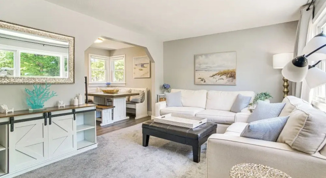 Коттедж Private Beach & Fire Pit: Cape Cod Retreat!