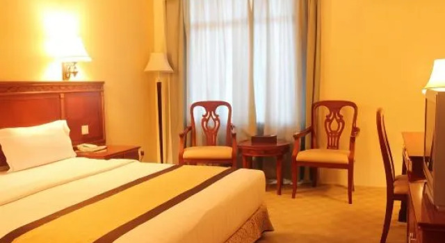 Номер Deluxe MB Hotel
