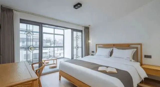 Люкс Deluxe Jiuhuashan Hanshanju Homestay
