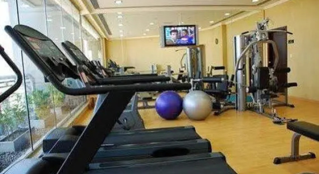 Golden Tulip Suites Mall of The Emirates - Dubai