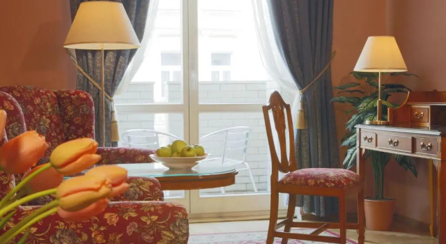 Люкс Hotel Bristol