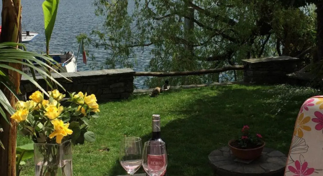 Студия с видом на озеро Art Hotel Ristorante Posta Al Lago