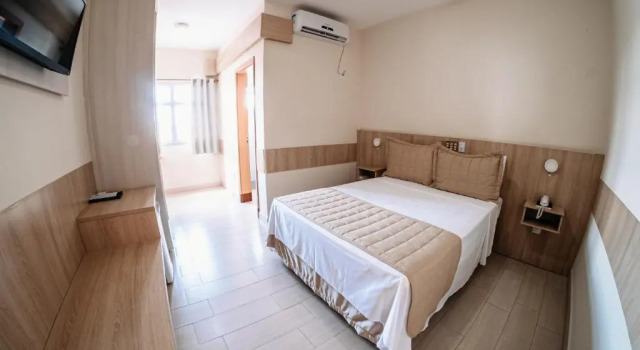 Двухместный номер Standard Ferian Plaza Hotel
