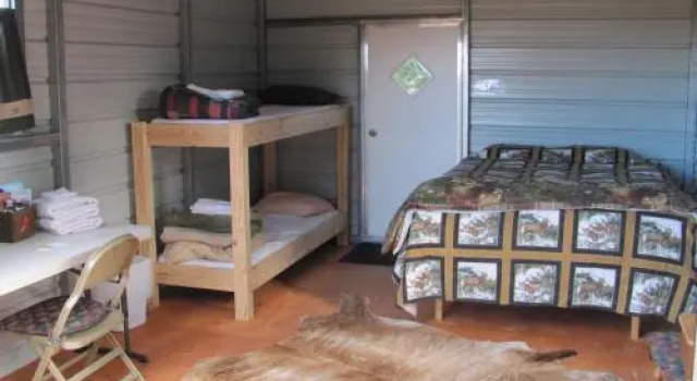 Lupine Cabin, Rezerwuj Apartament Hotele w Monument Valley z parkingiem, Parking
