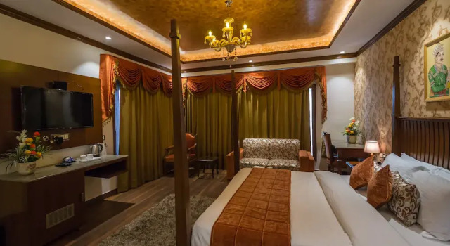 Люкс Royal The Highland Park - A Truly River side Resort