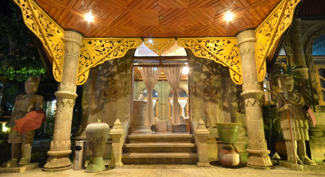 Mrauk-U Shwe Thazin Hotel, Book Hotel Mrauk U Rakhine State
