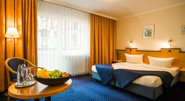 Четырёхместный номер Comfort Rheinhotel Rüdesheim - Wellness