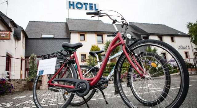 Brit Hotel Le Branhoc, Rezervovat Hotel  